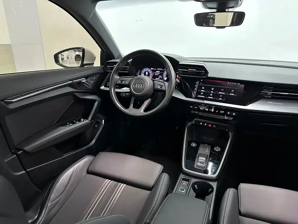 Audi A3 — фото 9