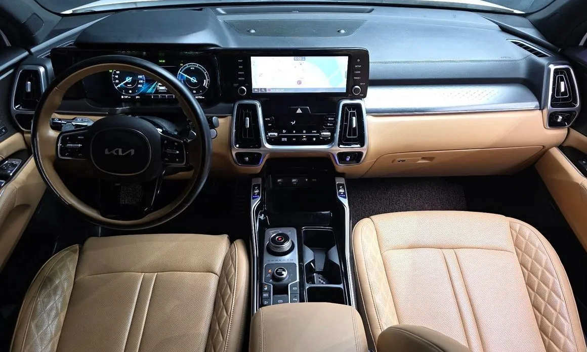 Kia Sorento — фото 6