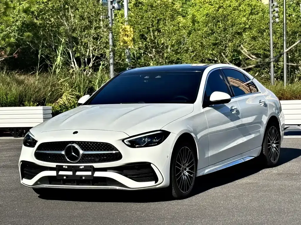 Mercedes-Benz C-Class — фото 1