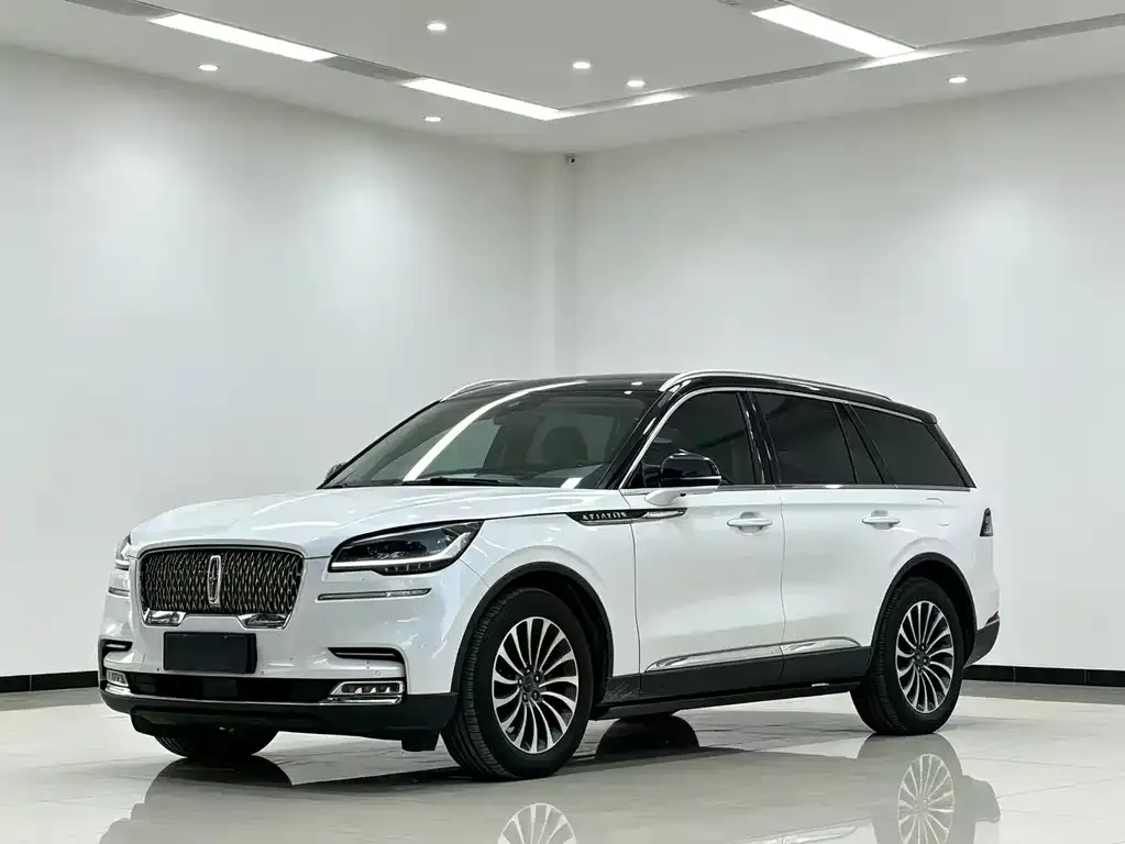 Lincoln Aviator — фото 1