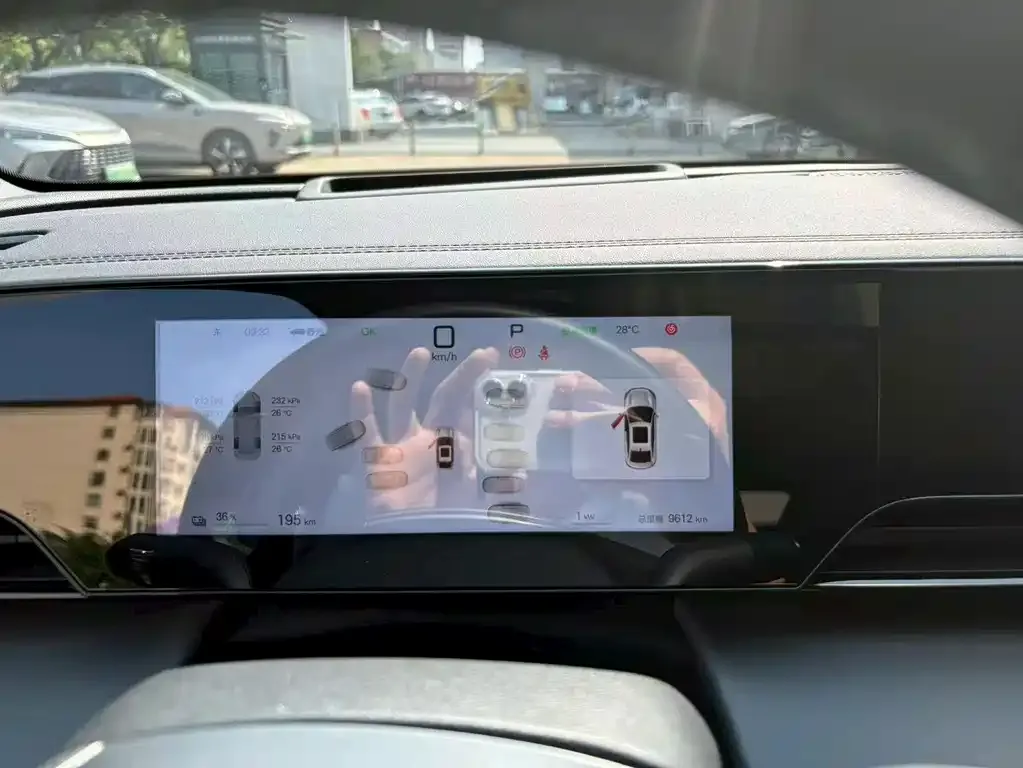 BYD Qin L — фото 6