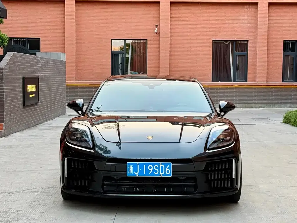 Porsche Panamera — фото 2