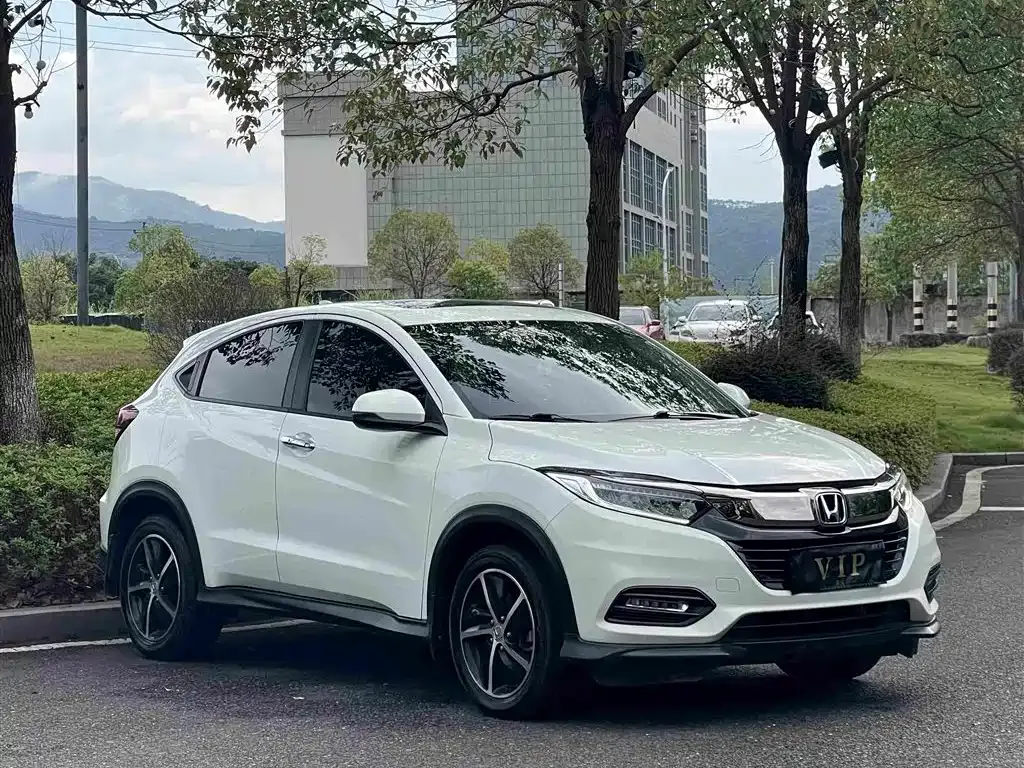 Honda Vezel — фото 8