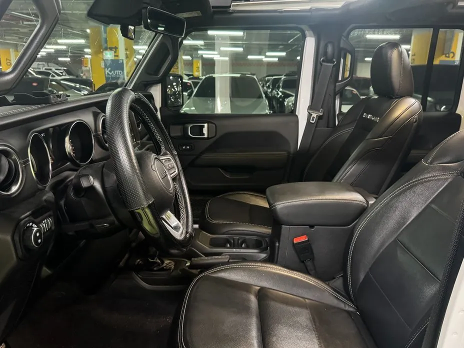 Jeep Wrangler — фото 4