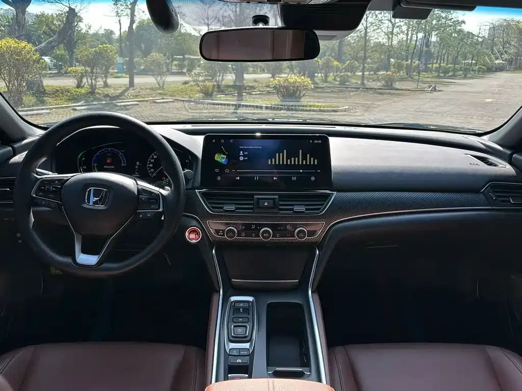 Honda Inspire — фото 2