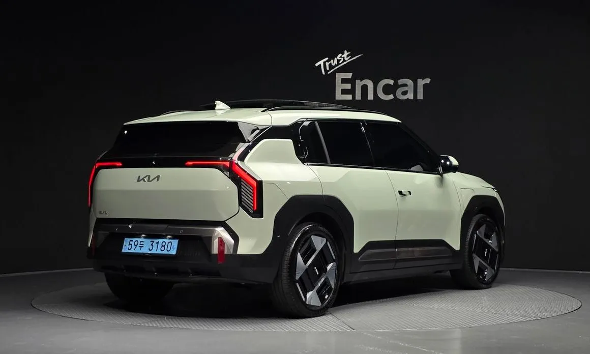 Kia EV3 — фото 3