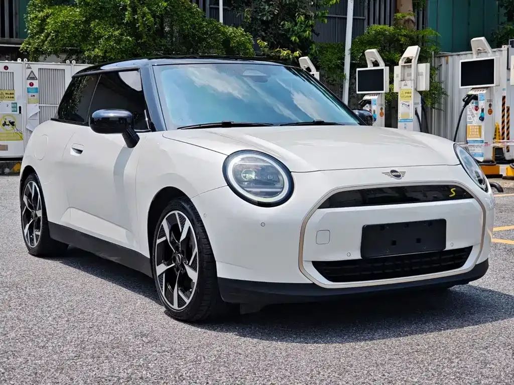 MINI Cooper EV — фото 4