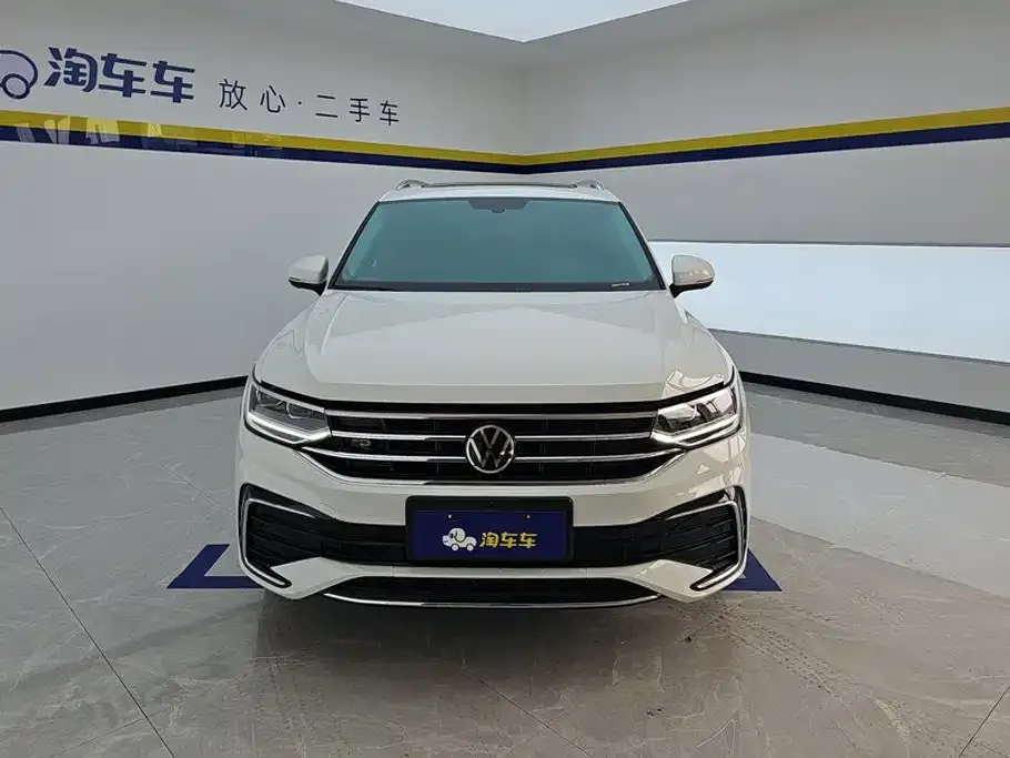 Volkswagen Tiguan L — фото 6