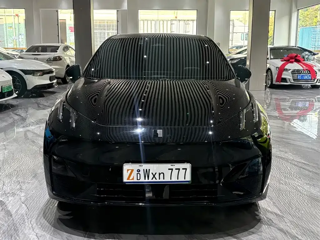 Lynk & Co Z20 — фото 10