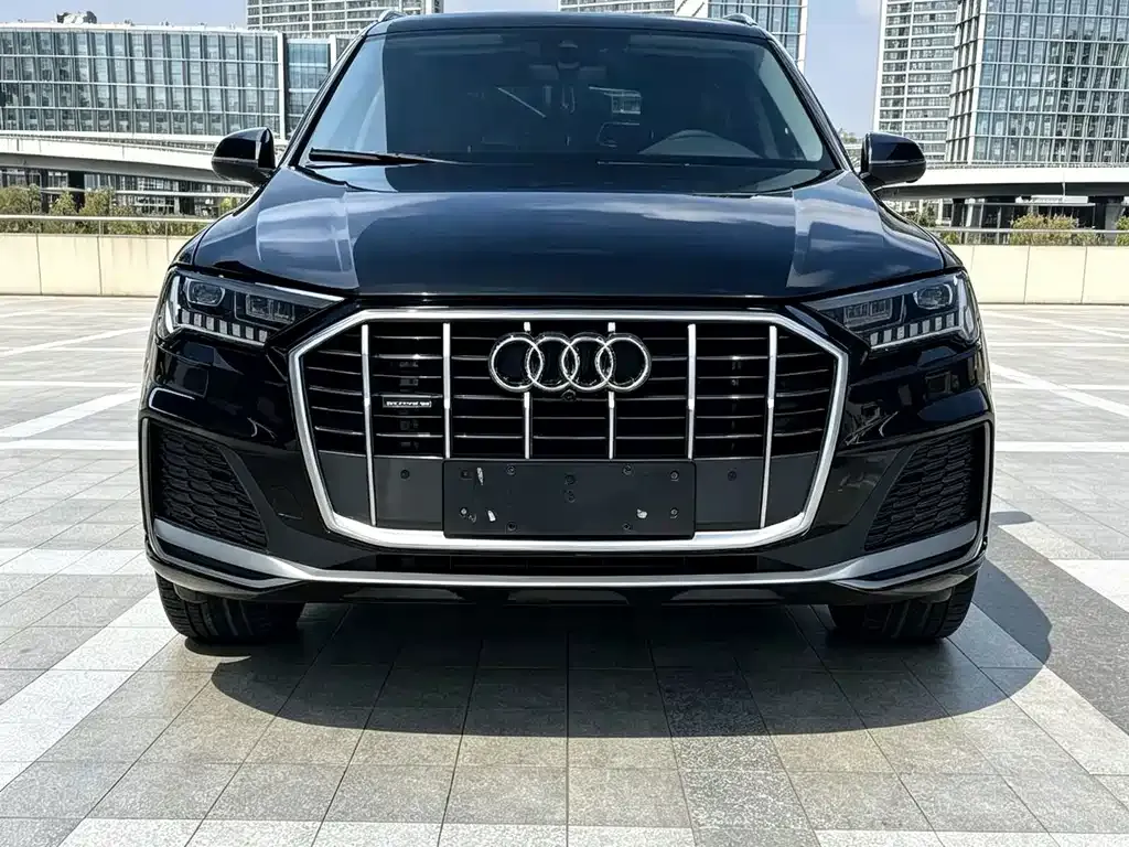 Audi Q7 — фото 8