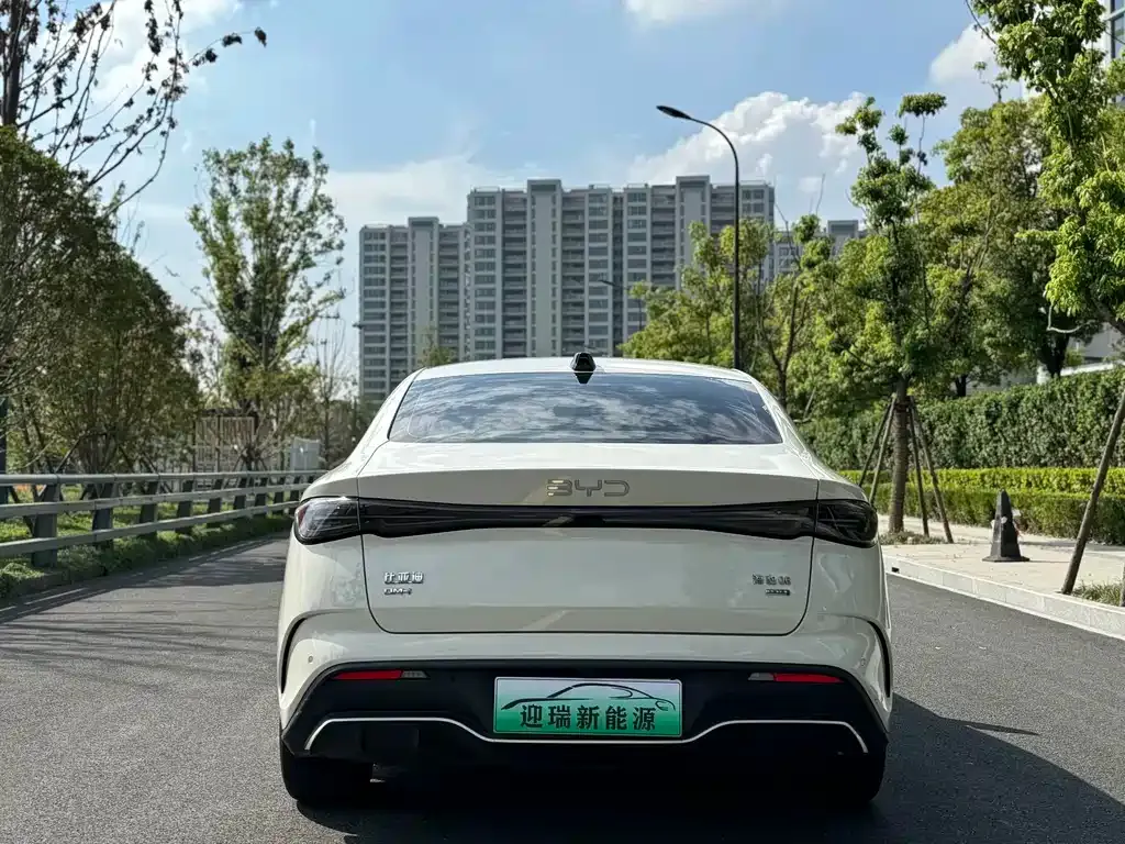 BYD Seal 06 — фото 8
