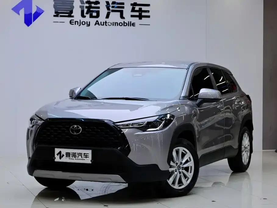 Toyota Corolla Cross — фото 2