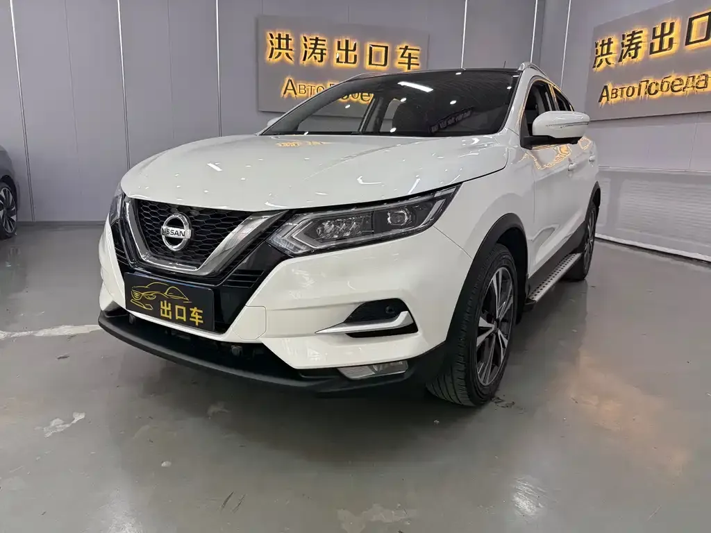 Nissan Qashqai — фото 1