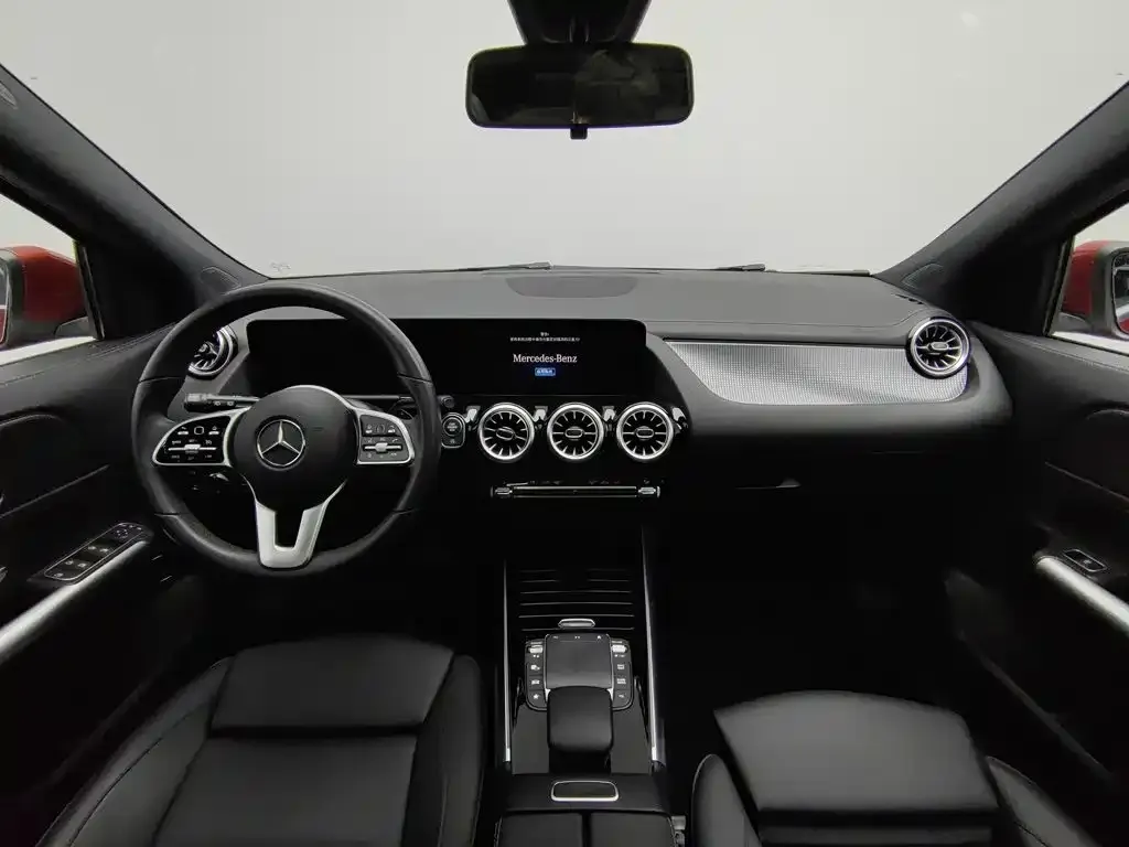 Mercedes-Benz GLA — фото 5