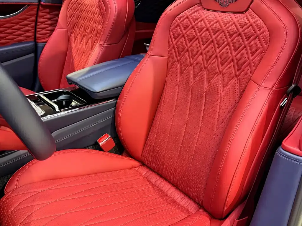 Bentley Flying Spur — фото 9