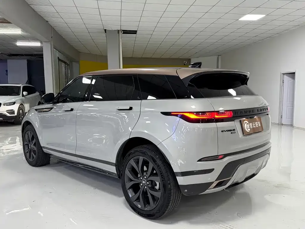 Land Rover Evoque — фото 8