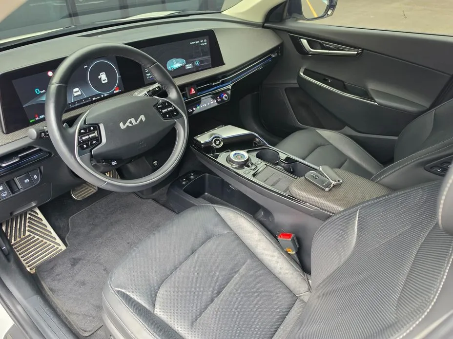 Kia EV6 — фото 7
