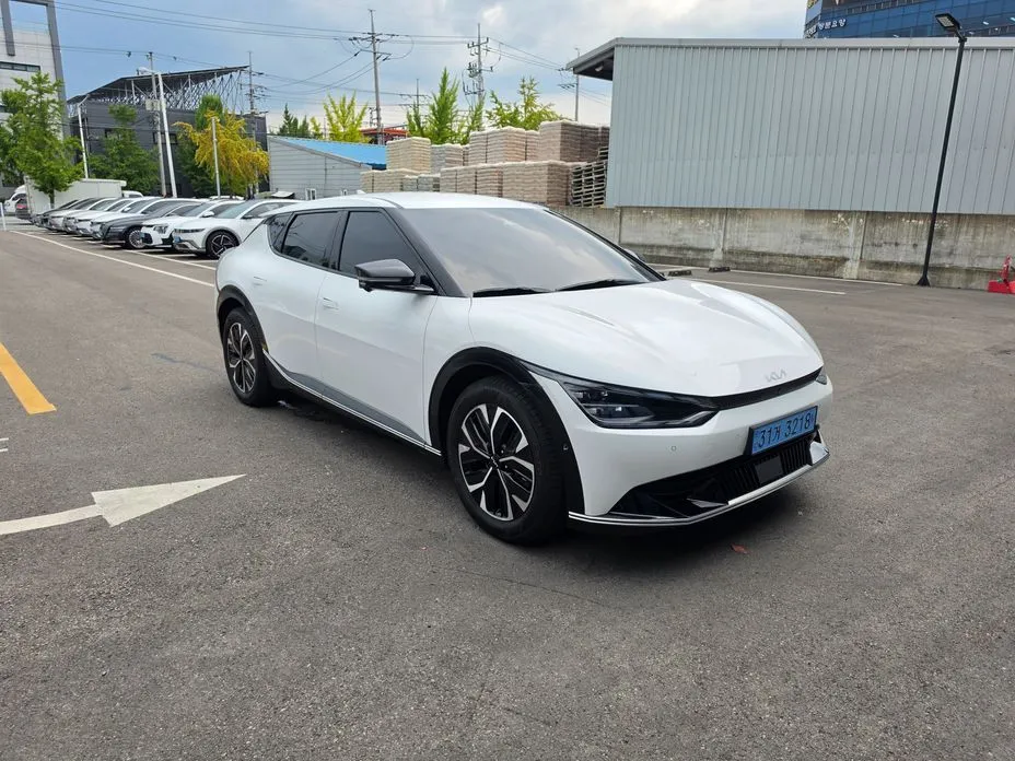 Kia EV6 — фото 6