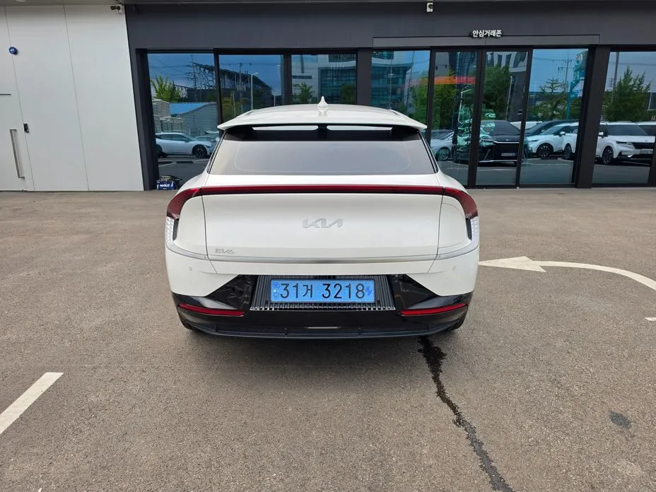 Kia EV6 — фото 9