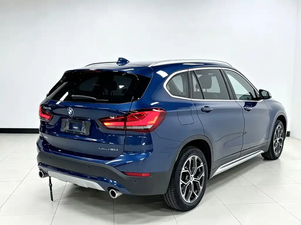 BMW X1 — фото 4