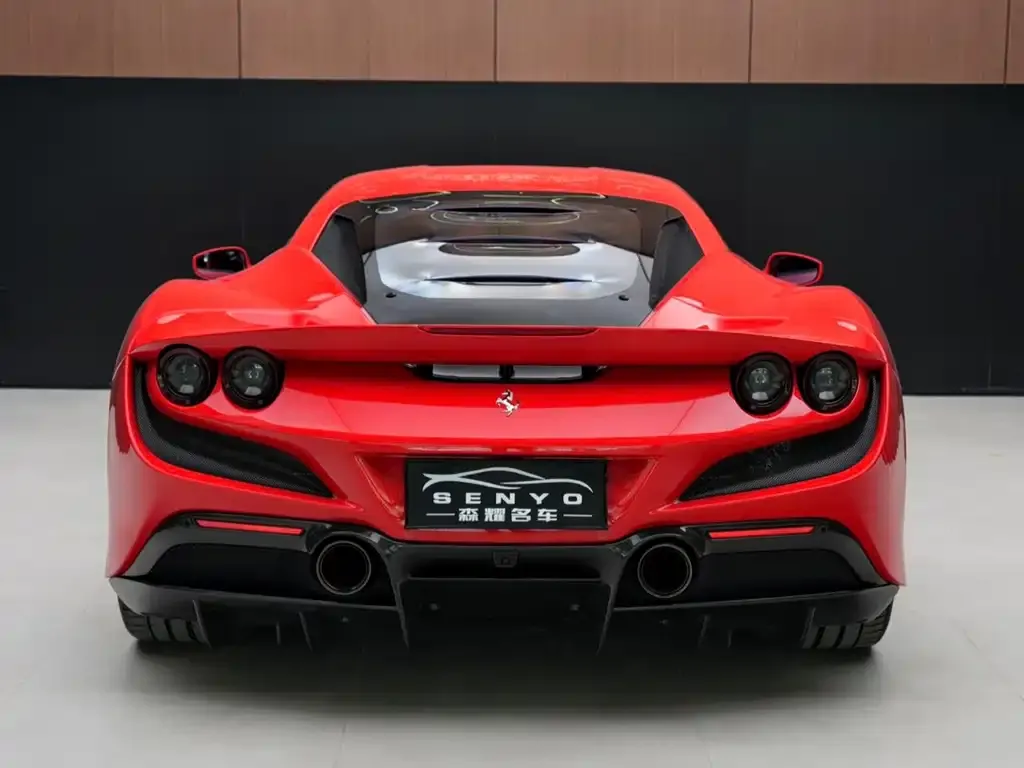 Ferrari F8 — фото 3