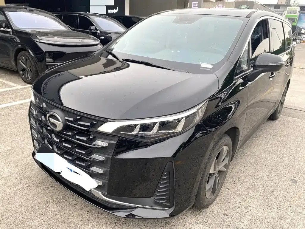 GAC Motor Trumpchi M6 — фото 1