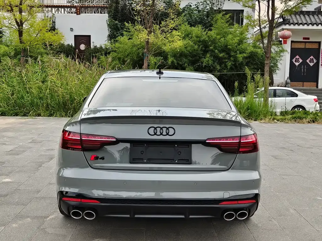 Audi S4 — фото 10
