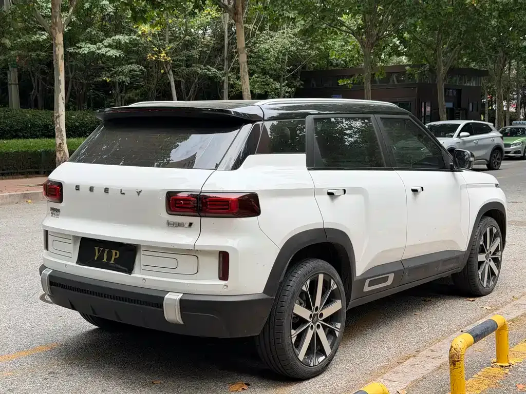 Geely Icon — фото 4