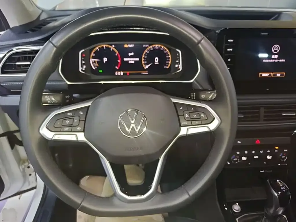 Volkswagen Tharu — фото 2