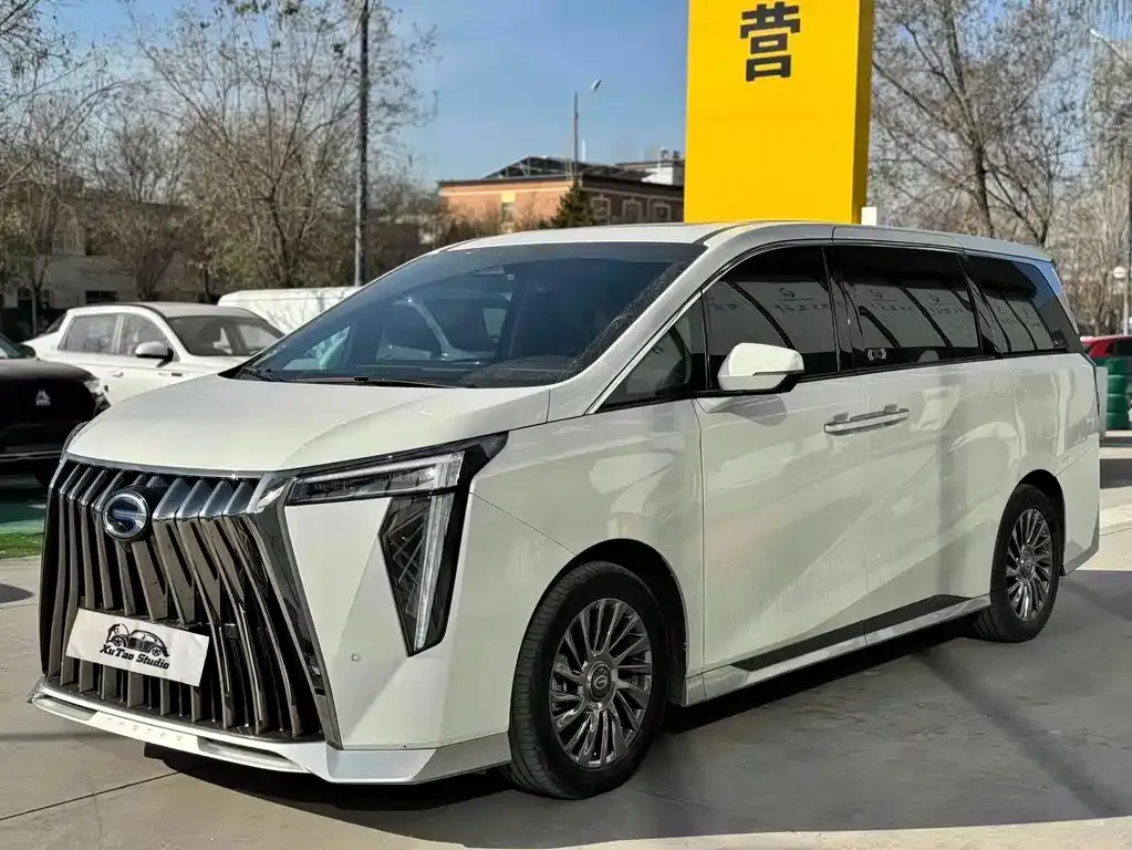 GAC Motor Trumpchi M8 — фото 1