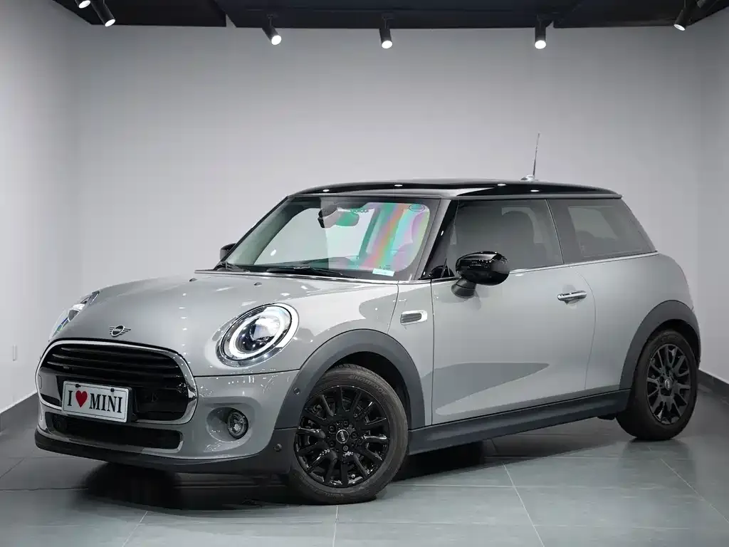 MINI Cooper (3-door) — фото 1