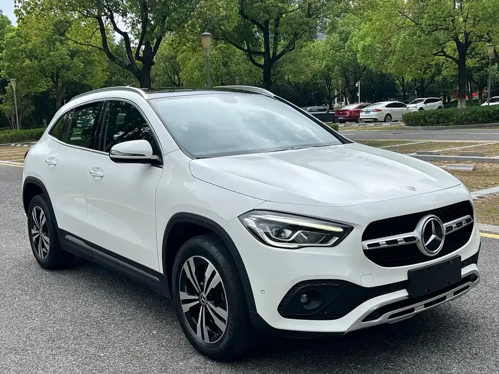 Mercedes-Benz GLA — фото 5