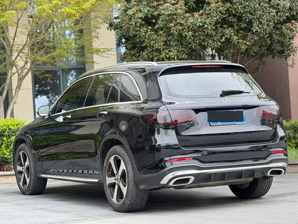 Mercedes-Benz GLC — фото 9