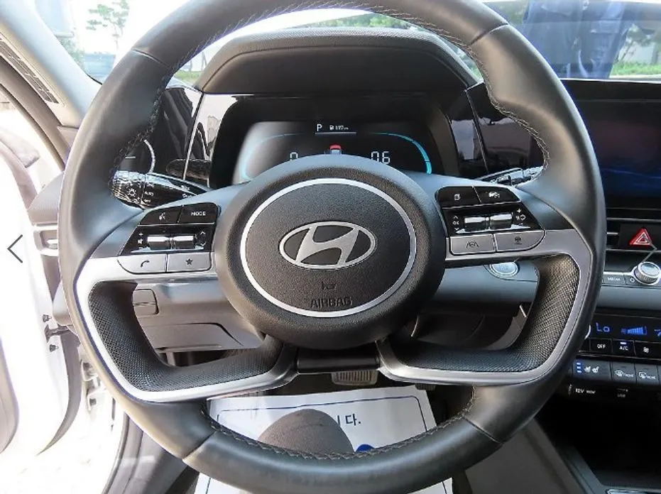 Hyundai AVANTE — фото 9