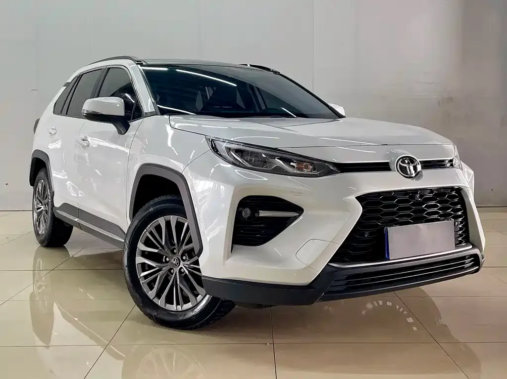 Toyota Wildlander — фото 10