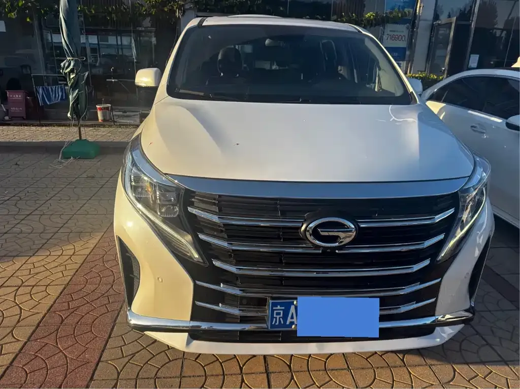 GAC Motor Trumpchi M8 — фото 1