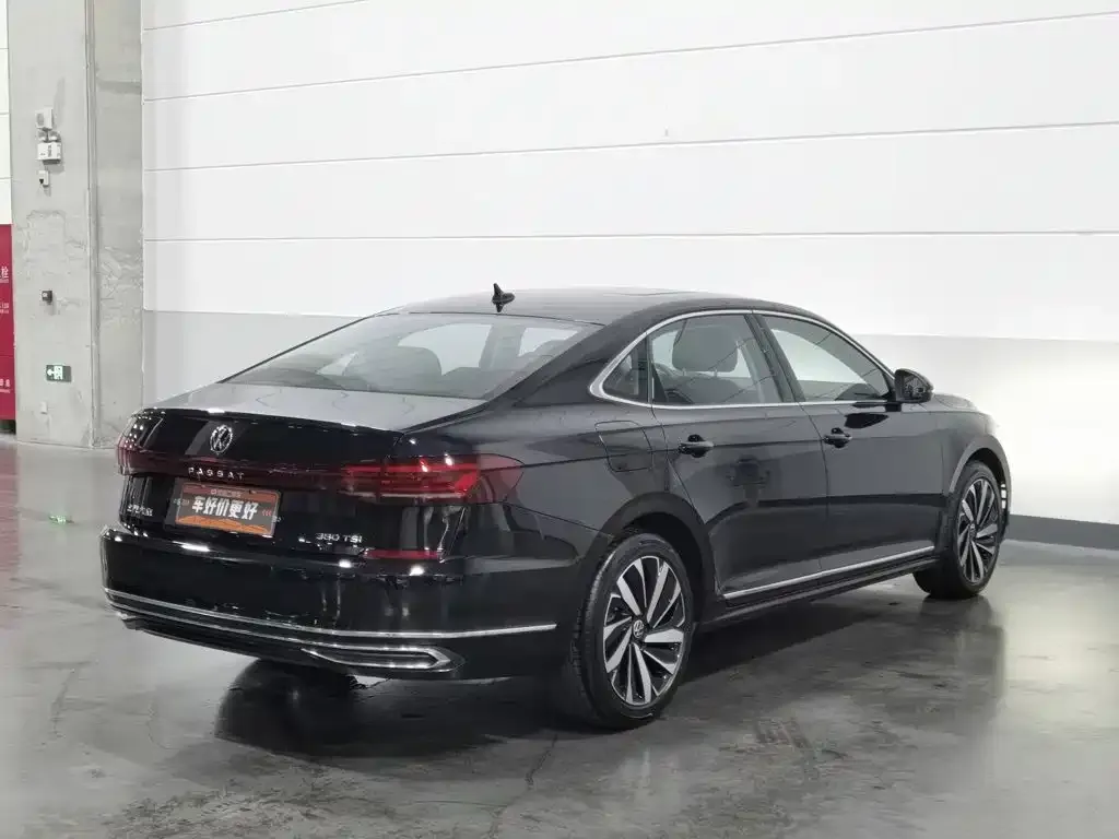 Volkswagen Passat — фото 3