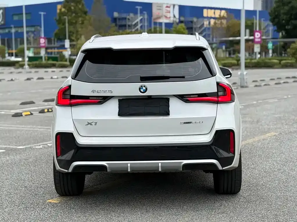 BMW X1 — фото 2
