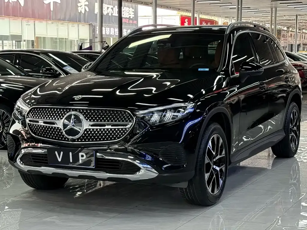 Mercedes-Benz GLC — фото 1