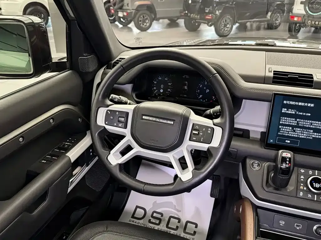 Land Rover Defender — фото 7