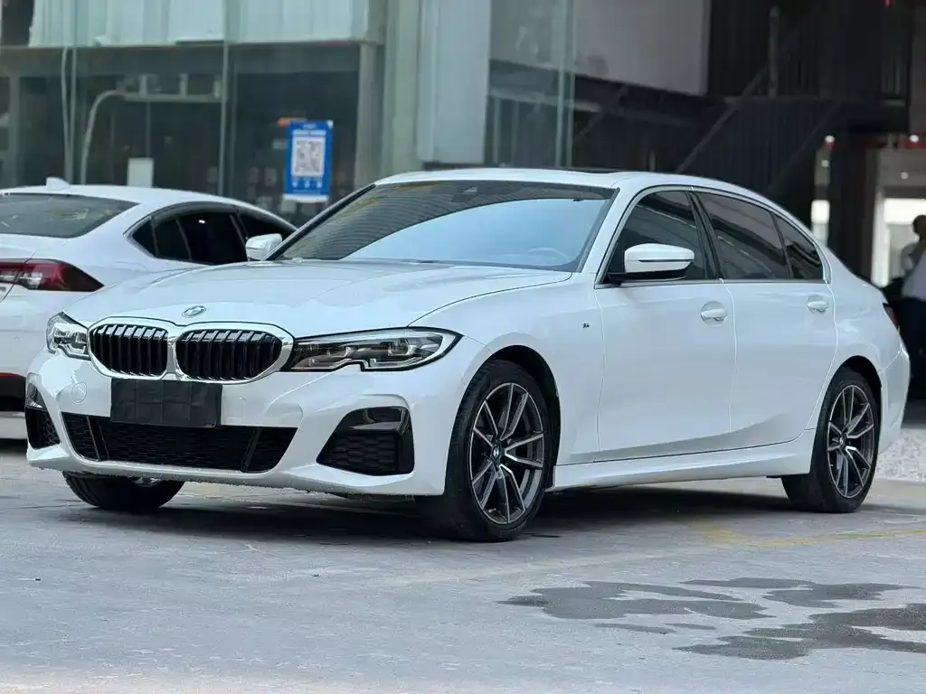 BMW 3 Series — фото 1