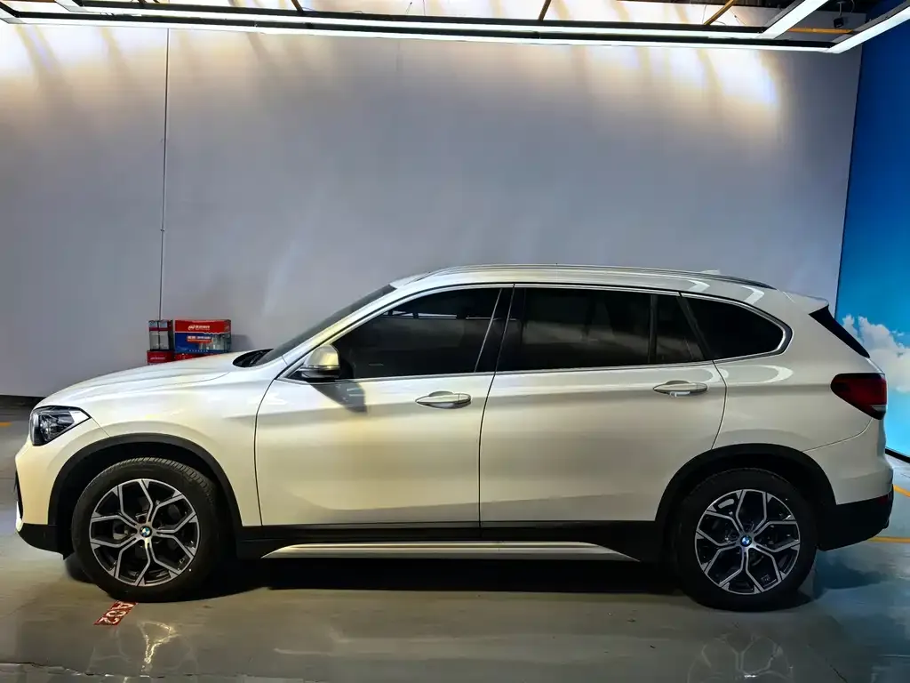 BMW X1 — фото 3