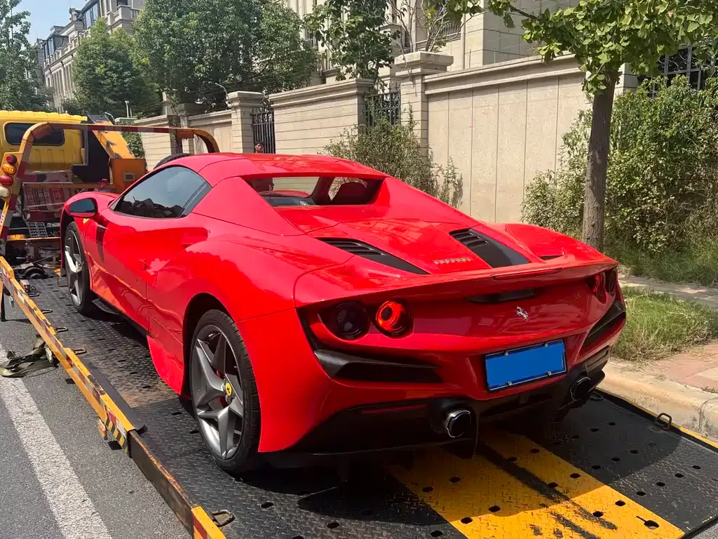 Ferrari F8 — фото 6