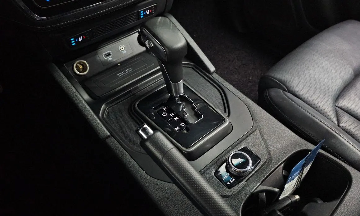KG Mobility (Ssangyong) Rexton — фото 3
