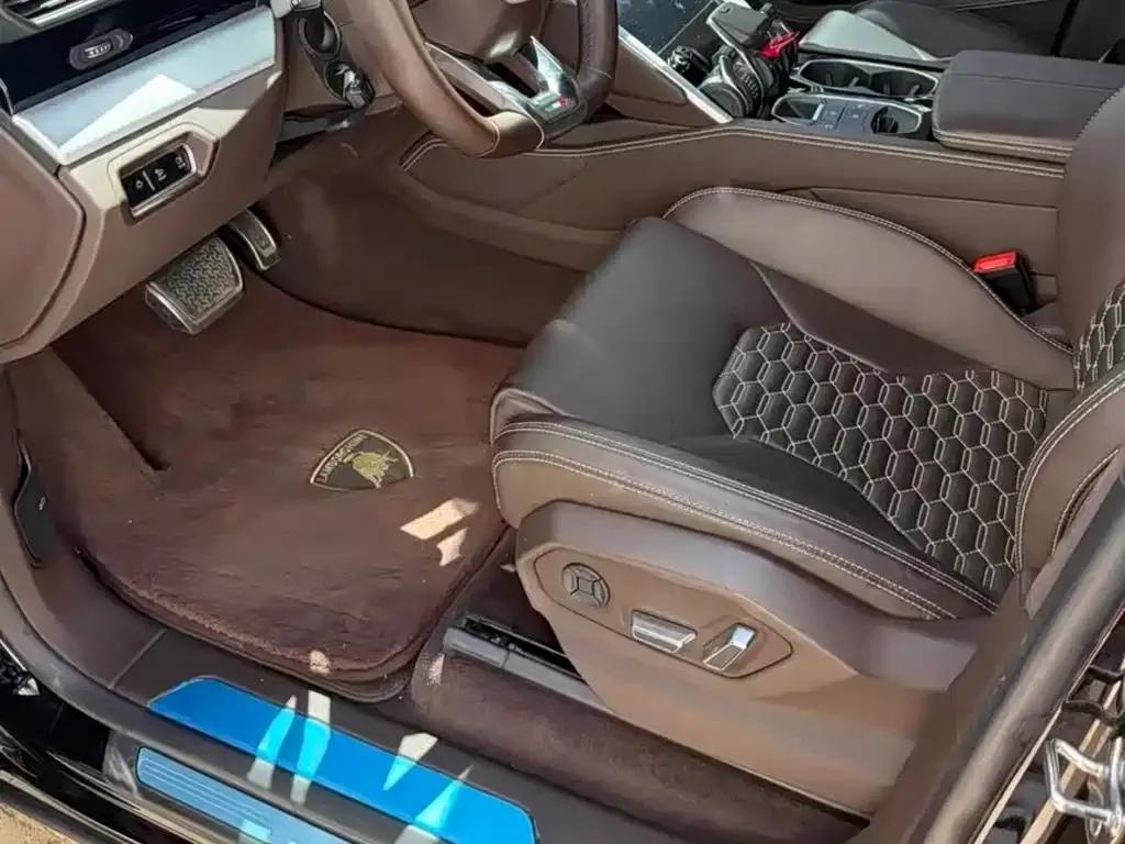 Lamborghini Urus — фото 4