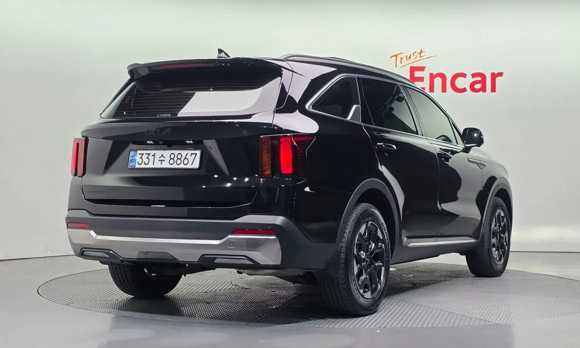 Kia Sorento — фото 9