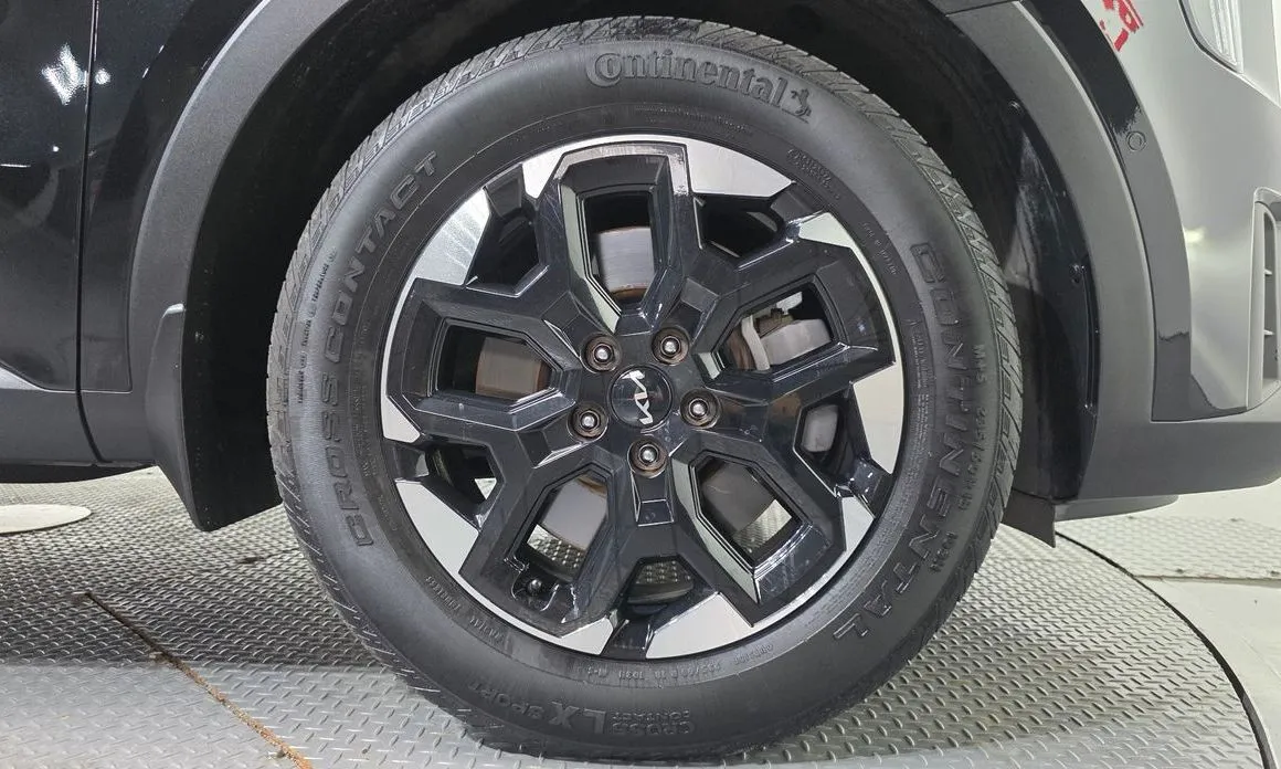 Kia Sorento — фото 8