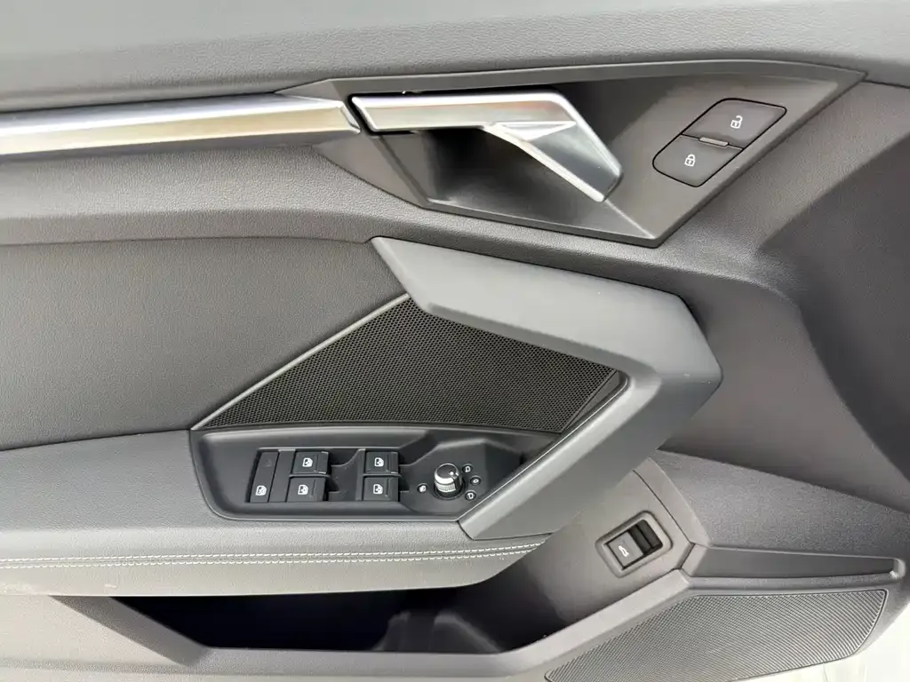 Audi A3 — фото 7