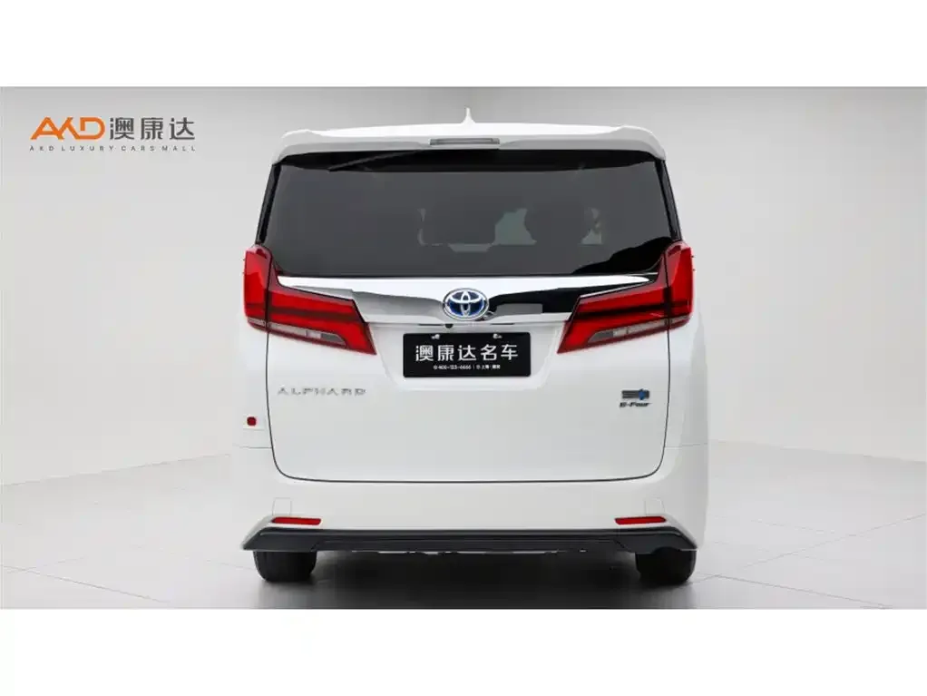 Toyota Alphard — фото 3