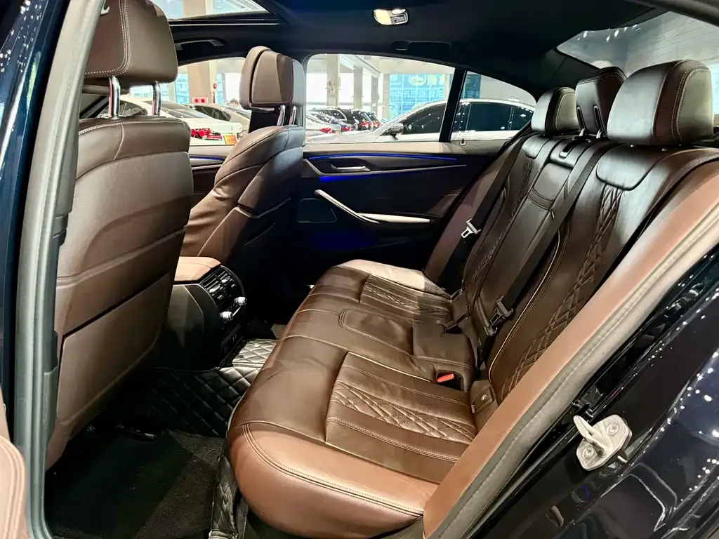 BMW 5 Series (Import) — фото 6